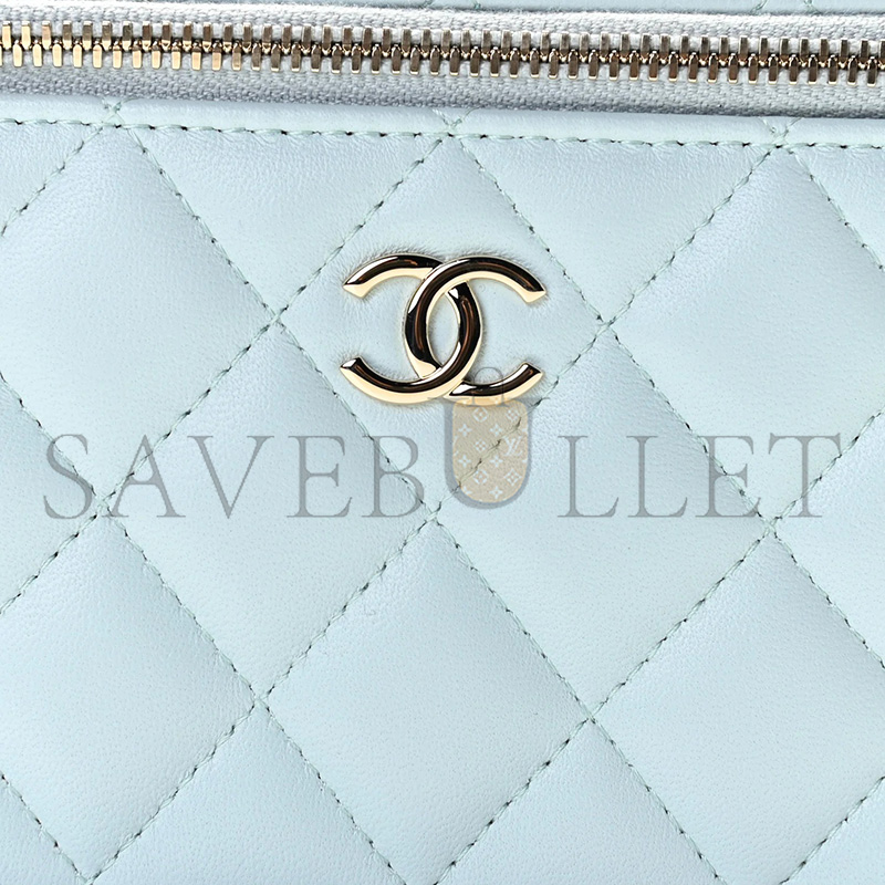 Ch**el MASTER LAMBSKIN QUILTED SMALL TOP HANDLE VANITY CASE WITH CHAIN LIGHT BLUE (16.5*10*8cm)